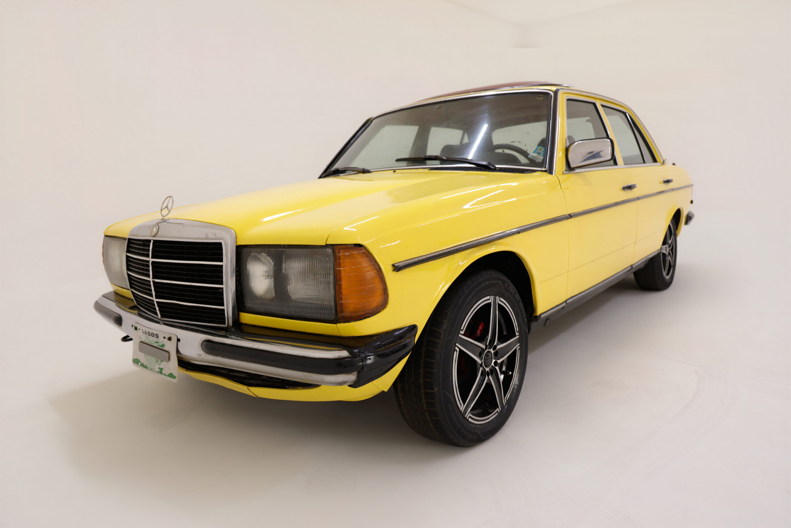 Pixxel Drive Vintage Car rental in Lagos