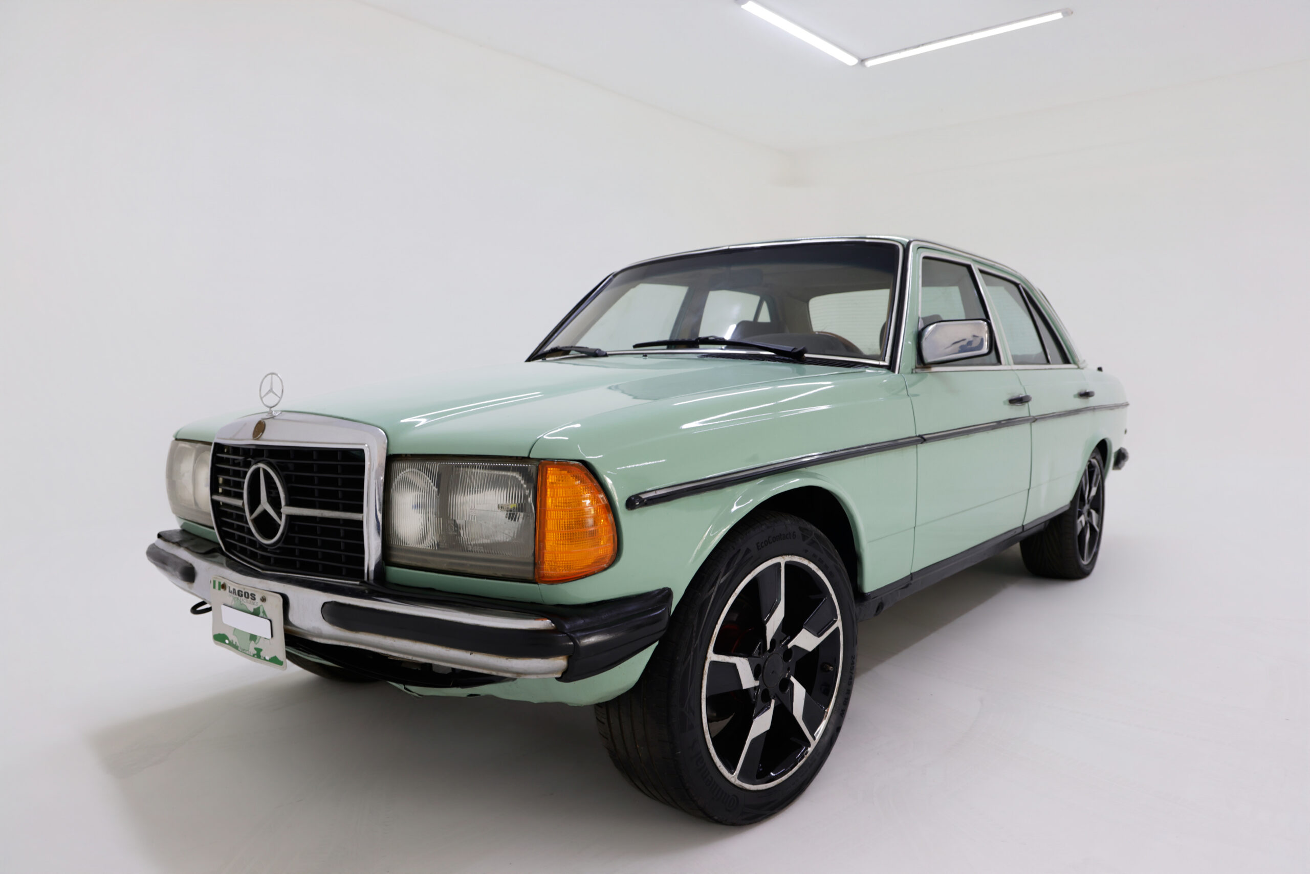 Pixxel Drive Vintage Car rental in Lagos